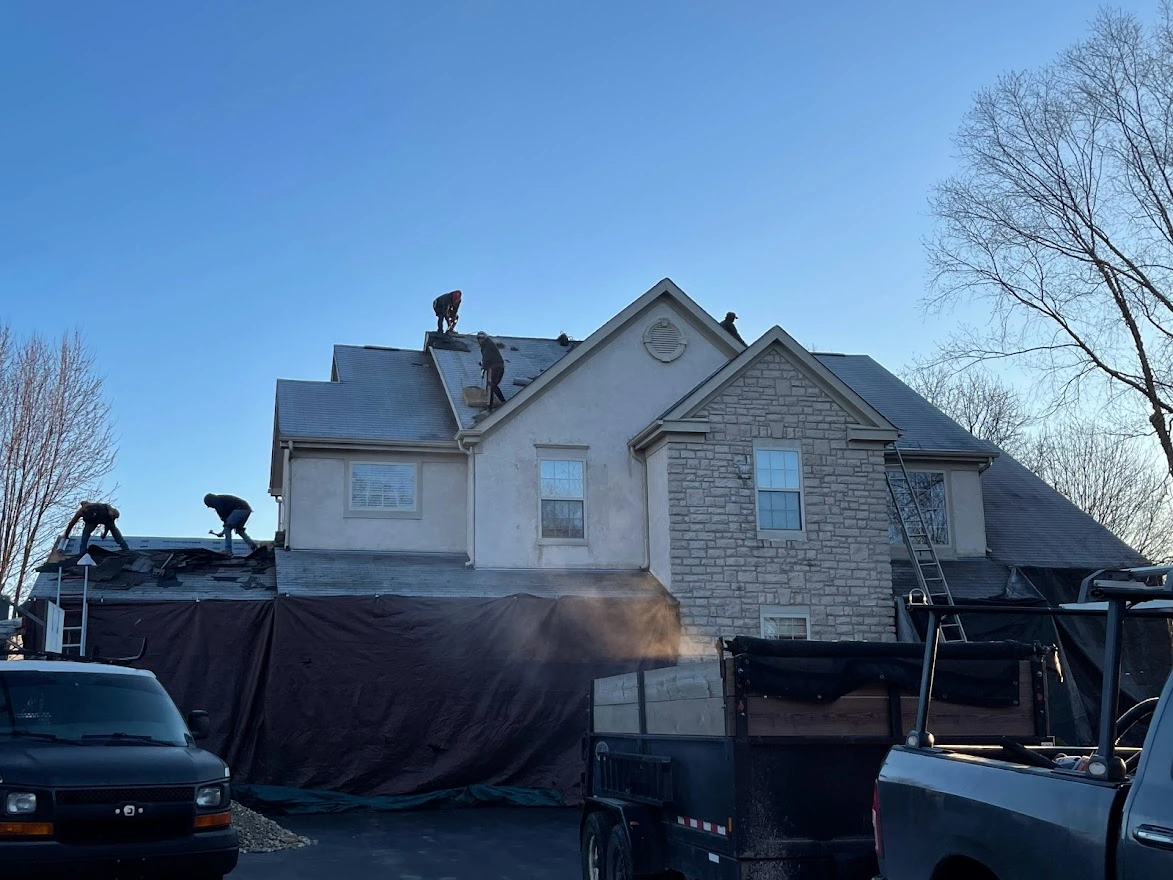 roof shingle tear off and replacement